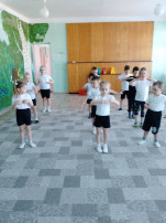 Здоровье в порядке, спасибо зарядке! Здоровье в порядке, спасибо зарядке!.